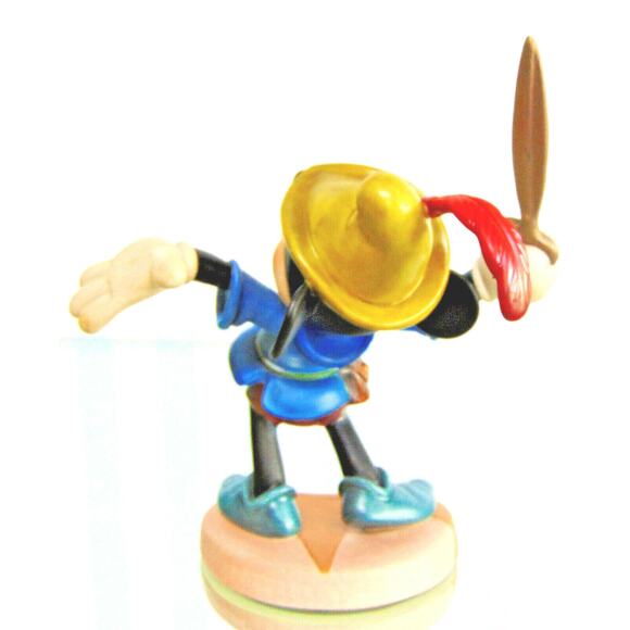 Disney Mickey Mouse Figurine & Book Brave Little Tailor Peter Pan Sword New Box - Picture 4 of 12